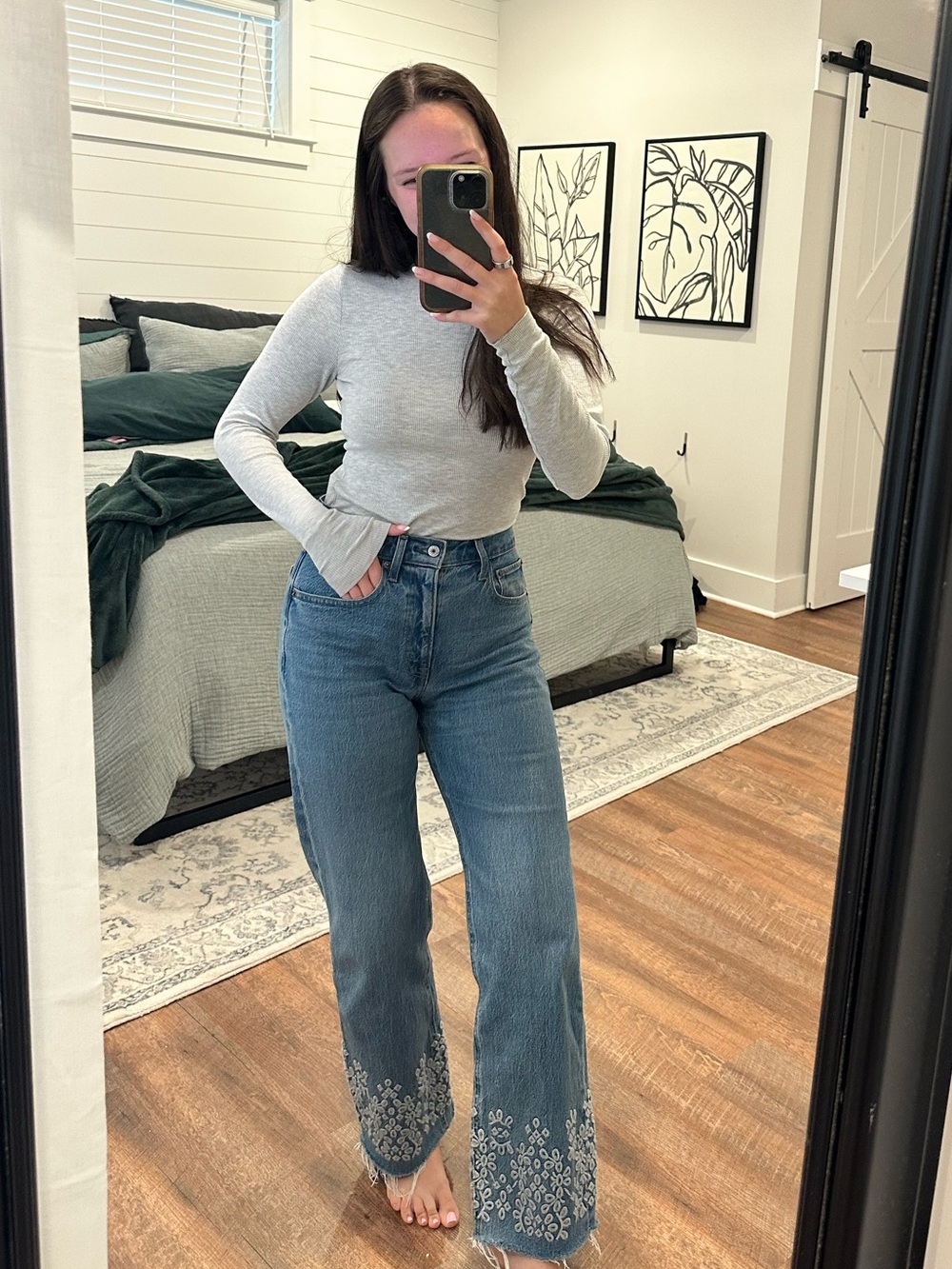 NWT Abercrombie & Fitch High-Rise Blue Embroidered Jeans